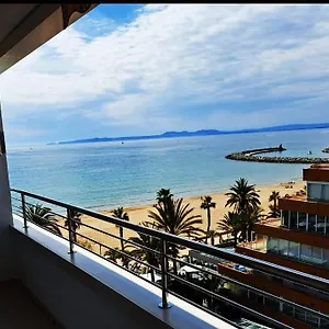 https://apartamento-vistas-mar-piscina-holiday-center.catalonia-hotels.com