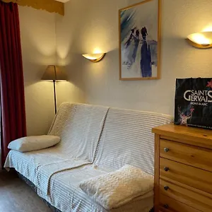 https://appartement-6-personnes-grand-panorama.hotels-rhonealpes.com